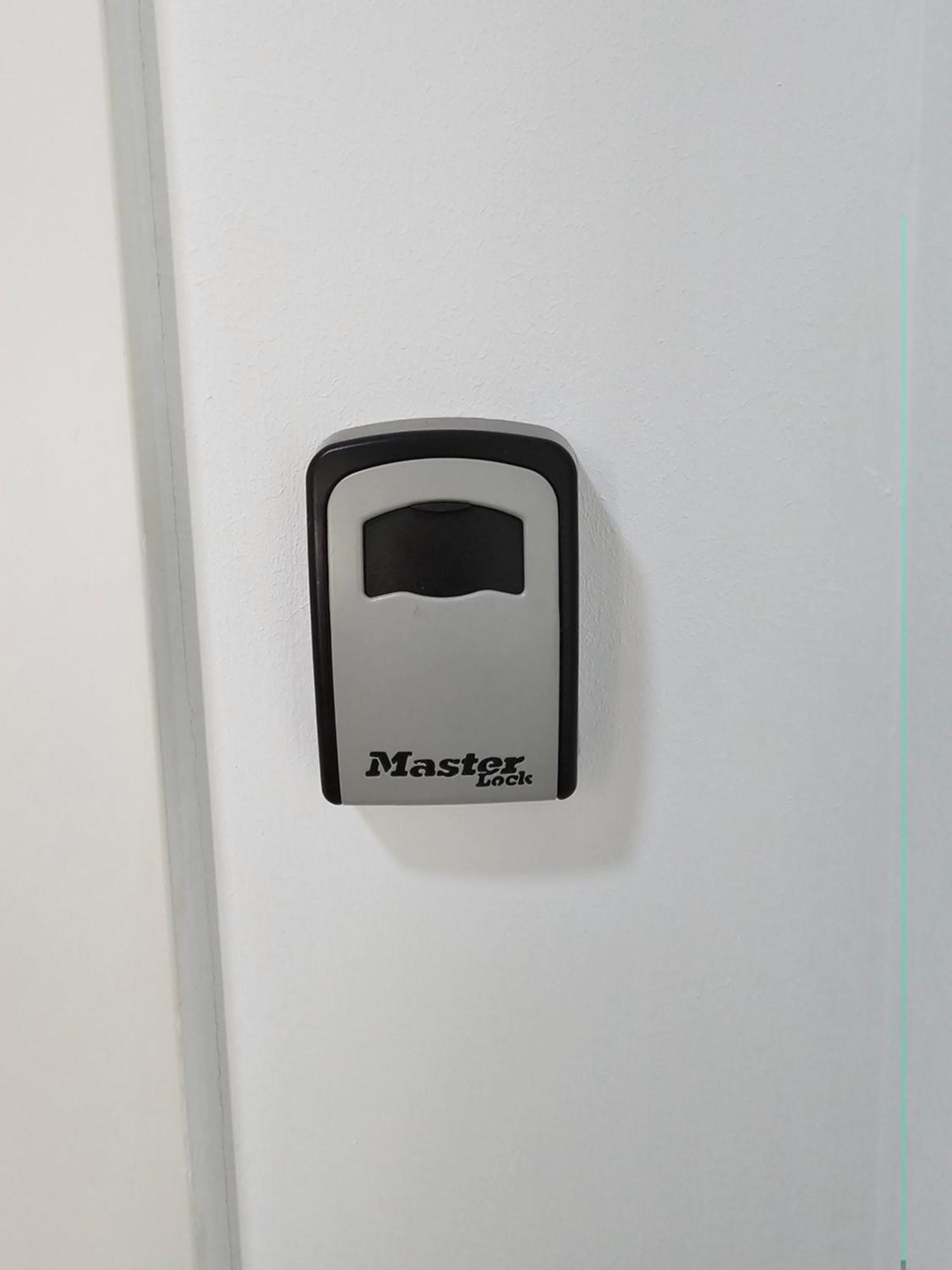Magnet Residence Condo 1 Self Checkin Tirana Extérieur photo